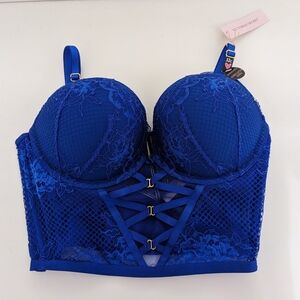 NWT! Victoria's Secret Bombshell Push Up Bra **Adds 2 Cup Sizes!** 32C